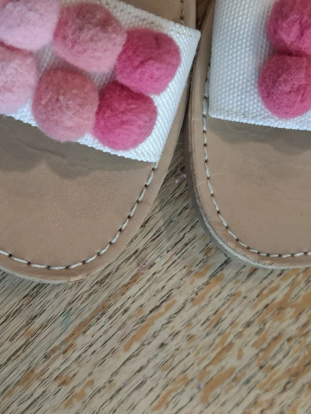 cupcakes & cashmere pre loved